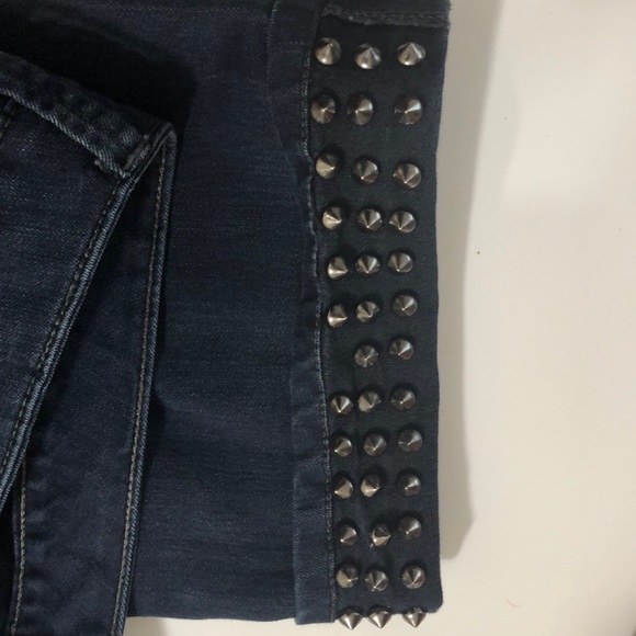 🌹 SALE 🌺Torrid jeans - Picture 4 of 8